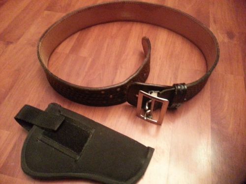DUTYMAN FULL GRAIN LEATHER SERVICE BELT SIZE 34 WITH GUN HOLSTER USED FREE SHPNG