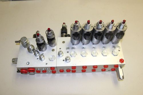 Convey-all 18-4500-0137 conveyer hydraulic valve with hydra-force valves. new for sale