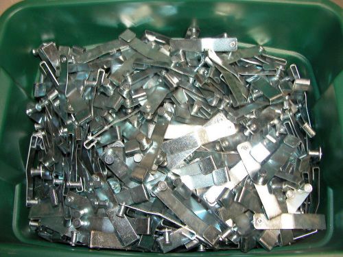 Speedrack &#034;teardrop style&#034; safety clips (50 pcs.) for speedrack beams - new for sale