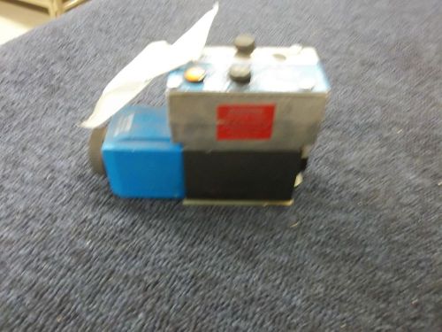 Vickers hydraulic directional control pilot valve dg4v-3-2b-m-fpbwl-b6-60 new for sale
