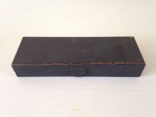 VINTAGE GREENFIELD OK JR SCREW PLATE TAP AND DIE SET IN METAL BOX MADE IN USA