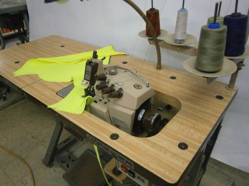 Mauser Spezial Overlock 5 Thread Industrial Sewing Machine