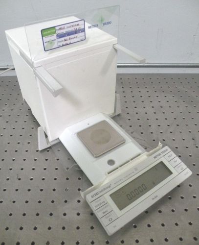 C113114 mettler toledo at261 digital balance lab scale (62g/205g x 0.01mg/0.1mg) for sale