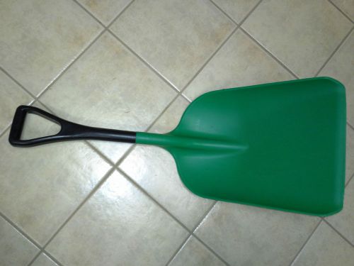 35&#034; SAFETY SHOVEL with LARGE BLADE and SHORT D-grip Handle -REMCO