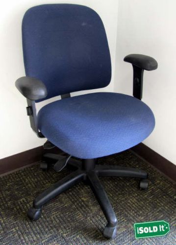 NAVY NIGHTINGALE ROLL SWIVEL CHAIR 3200BL EDGE MID BACK W/ ARMS OFFICE CHAIR