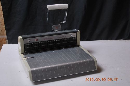 Manual plastic comb punch and plastic comb binder - 2 machines for sale