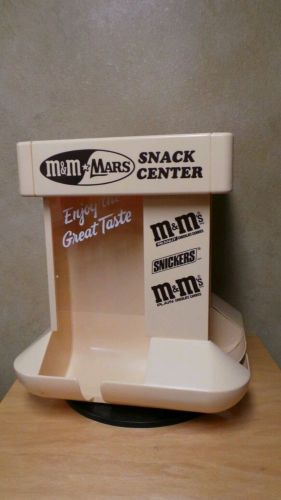 M&amp;M Snickers snack center display case