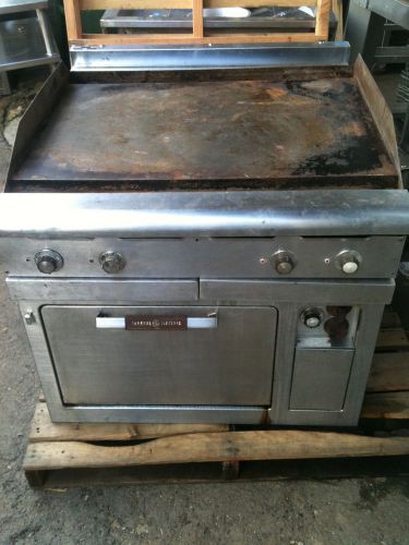 GE 36&#034; Electric Range  Griddle Top Oven: Reconditioned