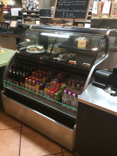 Open Air Grab And Go Display
