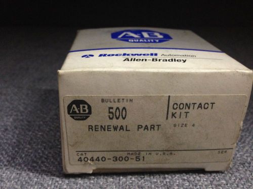 NEW IN BOX ALLEN BRADLEY 40440-300-51 SIZE 4 REPLACEMENT CONTACT KIT NIB