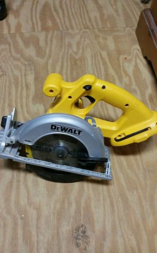 used Dewalt DC390 18V Cordless Battery Circular Saw 6 1/2&#034; 18 Volt XRP w/ Blade