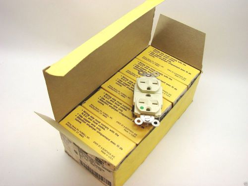 Box of 10 new hubbell 8600i hospital grade 250v 15a duplex receptacle ivory b100 for sale