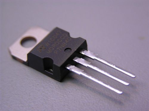 1 STMicroelectronics STP7NB40 400V .9 Ohm 7A Enhancement Mode MOSFETs TO-220