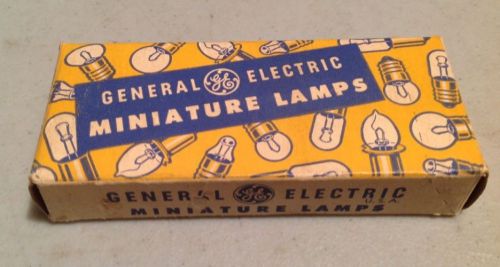 Vintage Box Of General Electric Miniature Lamps No. 502