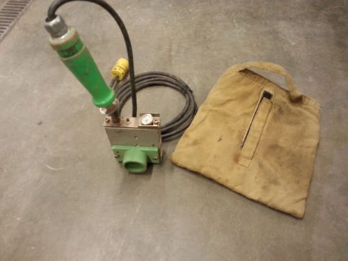 Mcelroy pipe fusion  plastic welder heating iron w/ 1 1/4&#034; ips socket tool &amp; bag for sale
