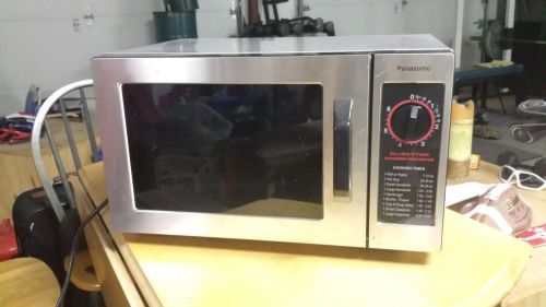 Panasonic NE-1024F 1000 Watts Microwave Oven
