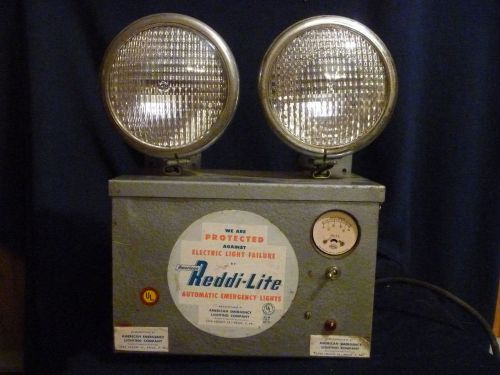 VINTAGE INDUSTRIAL EMERGENCY LIGHT 115V   6-8 VOLT   50 PLUS YRS OLD  free ship