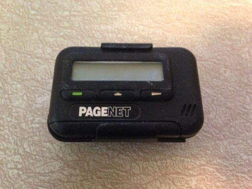 Motorola Vintage Old School Pager/Beeper, PAGENET - GREAT CONDITION! Belt Clip