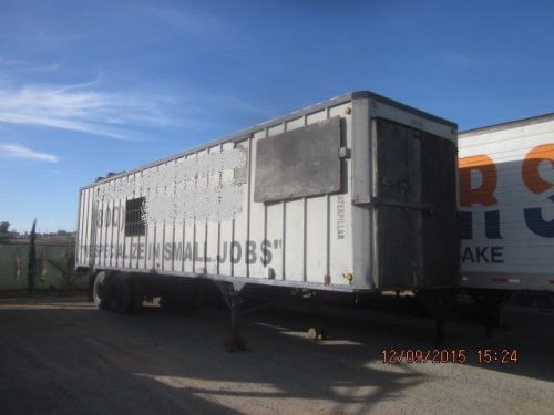 1989 CAT 600KW 480 volt self contained genset