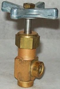 Deltrol 1/8&#034; 3000 psi brass angle needle valve sm102b1 for sale