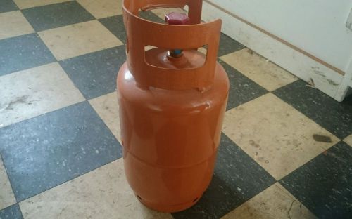 Air Conditioning Refrigerant recovery tank