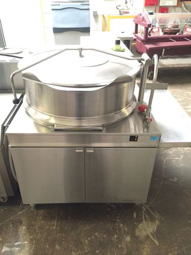 Cleveland 60 Gallon Direct Automatic Titling Steam Kettle KDM60 Excellent Cond