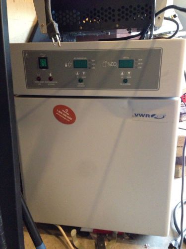 VWR Sheldon Water-Jacketed CO2 Incubator