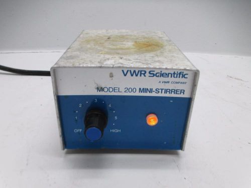 VWR Scientific Mini-Stirrer Model 200 Magnetic Laboratory Mixer Plate 58940-158