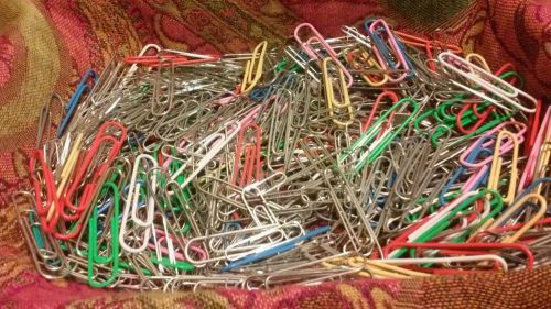 1/2 POUND LOT OF PAPER CLIPS SILVER &amp; COLORED ASSORTED SIZE OFFICE CRAFTS HOME