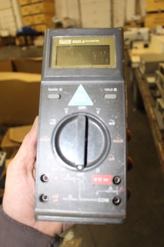 Fluke 8025A DIGITAL multimeter