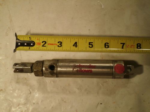 Schrader 1.06DPSR02.0 PNEUMATIC CYLINDER 1-1/16INCH BORE 2INCH STROKE