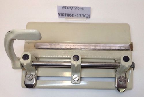 *VINTAGE* MASTER 3 HOLE PUNCH Model 1325PT Products Mfg Co White Industrial