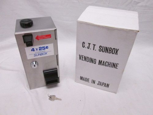 NEW in BOX WALL MOUNTED SUNBOX STAINLESS STEEL CONDOM VENDING MACHINE w/ KEY