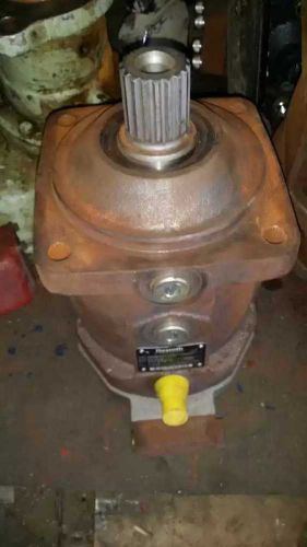 HYDRAULIC PUMP REXROTH  Type: A6VM107HD1/ 63W-VAB020A