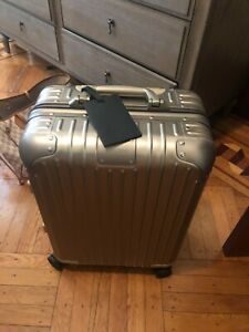 RIMOWA Original Cabin S Carry on Aluminum Suitcase Titanium (gold color)