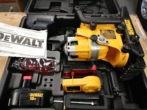 Dewalt DW073 9.6 - 18volt Cordless Rotary Laser Level w/Case and Accessories