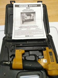 Bostitch S32 Pneumatic Stapler