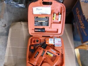 PASLODE IM250 F-16 II 16 GAUGE CORDLESS NAILER