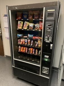 Rowe 4900 Snack Vending Machine