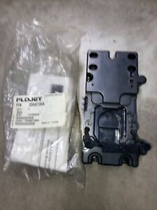FLOJET P/N 20982100 N5000 Universal Bracket  LOT of 5!!!