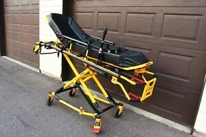 Stryker MX-Pro 650lb R3 6082 Ambulance Stretcher Brakes IV Pole Gurney Cot EMT