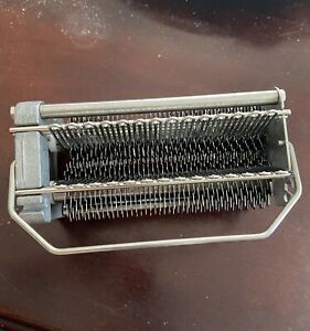 BIRO PRO 9 TENDERIZER CRADEL ASSY COMPLETE WITH COMBS AND LOCK