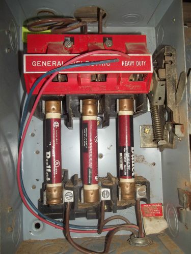 General electric heavy duty safety switch th3361 30a, 600v,20 hp type 1 indoor for sale
