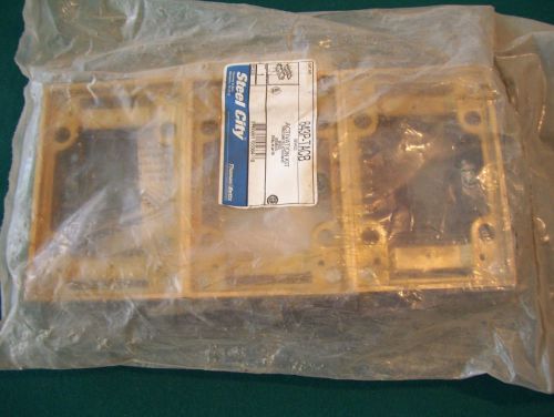 One - new - steel city t &amp; b #643p-tacb - brass 3-gang floor box tile plate for sale