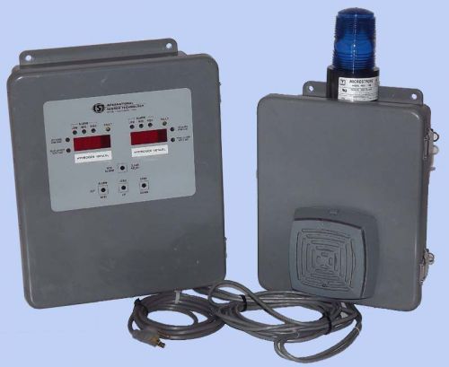 International Sensor Technology PM-202 Gas Detector With 9928-SP Detection Alarm