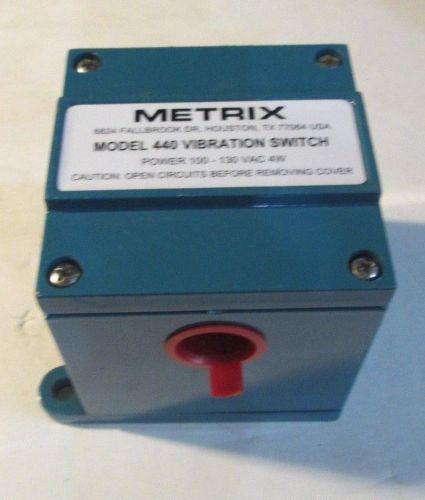METRIX 440 VIBRATION SWITCH 110 VAC 440DR-2044-0005   (WL9)
