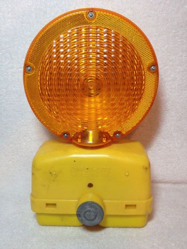 Empco-Lite Reflective Barricade Construction Light Model No 100 Elgin ILL 60/20