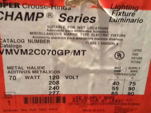 Crouse Hinds VMVM2C070GP/MT Ballast Housing, Mounting plate, 2-Cages, &amp; Glass