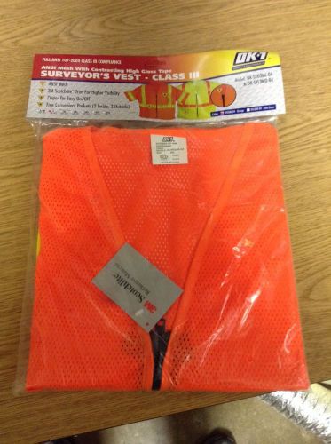 OK-1 Surveyors Vest - Class 2 - Size M/L Brand New in Package - 5 Pockets     P2