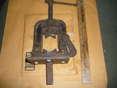 Vintage nos erie tool works pipemaster bench yoke 3-jaw pipe vise 1/8&#034;-2&#034; no 0h for sale